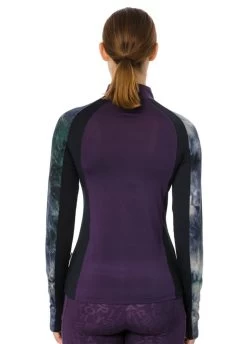 Horseware Aveen Technical Long Sleeve Top - Green/Navy Tie Dye 5 Horseware Aveen Technical Long Sleeve Top - Green/Navy Tie Dye -Equestrian Riding Equipment Store hwaveenlsleevetiedyerdy
